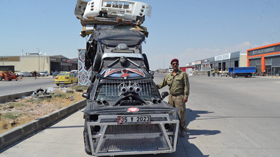 Adeta gelecekten gelen modifiyeli araç