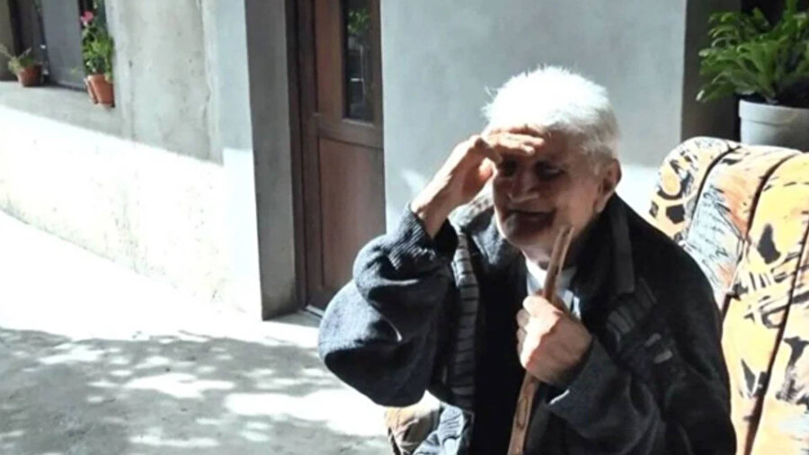 Kaybolduktan 30 yıl sonra aynı kıyafetlerle geri döndü.