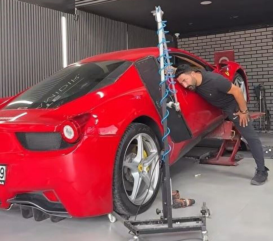 Kazada perte çıkan 17 milyonluk Ferrari'nin akıbeti belli oldu