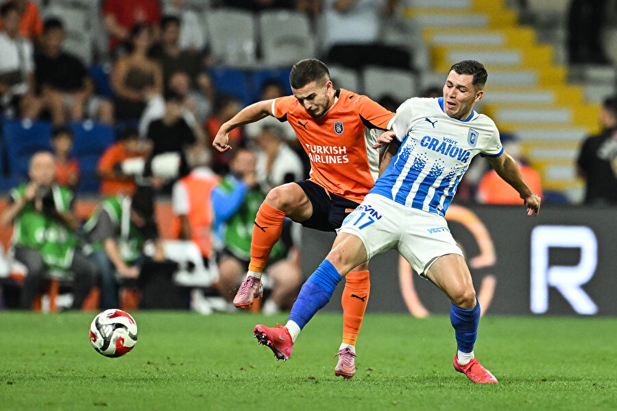 Tur Romanya'ya kaldı: Başakşehir: 1 - Universitatea Craiova: 2