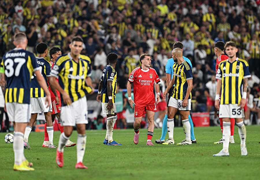 Fenerbahçe - Benfica Maçı: 12 Yıl Sonra Şampiyonlar Ligi Heyecanı Kadıköy’de
