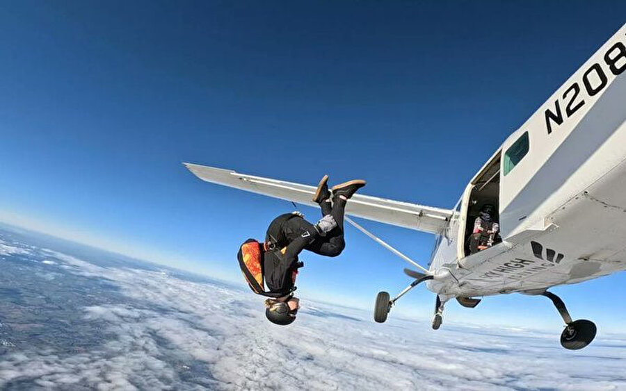 Aşk acısı can aldı: Sevgilisinden ayrılan paraşütçü, paraşüdünü açmayarak intihar etti