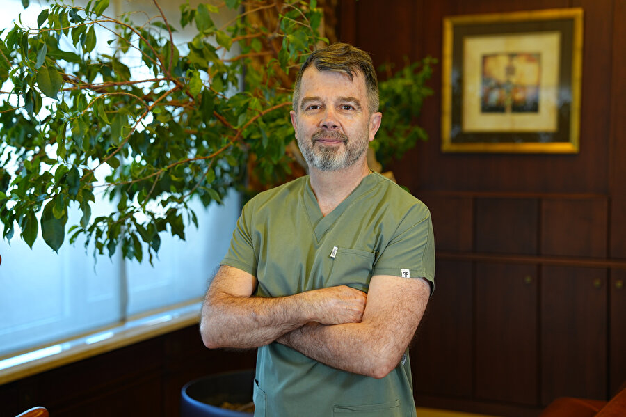 Medipol Koşuyolu Hastanesi Üroloji Uzmanı Prof. Dr. Bülent Erkurt