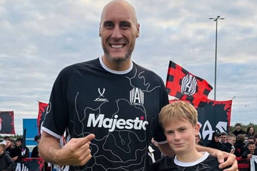 NBA basketbolcusu 40 yaşında futbola atıldı