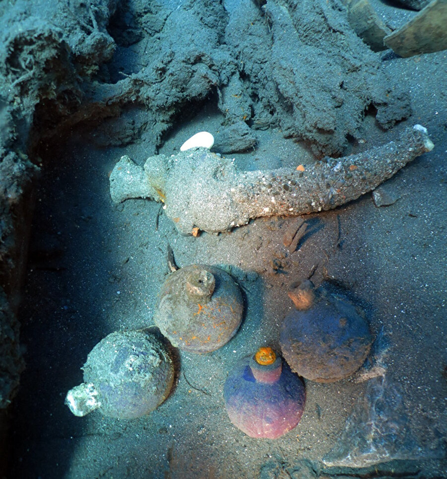 Akdeniz'de Türk tarihi için paha biçilemez keşif: Batık Osmanlı gemisi tarihe ışık tutuyor