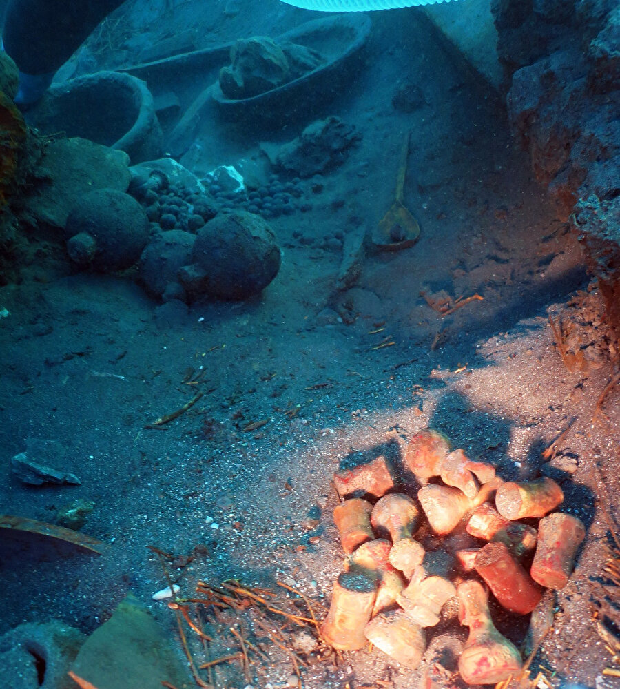 Akdeniz'de Türk tarihi için paha biçilemez keşif: Batık Osmanlı gemisi tarihe ışık tutuyor