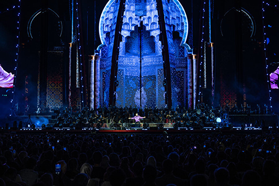 Dünyaca ünlü besteci ve müzisyen Sami Yusuf İstanbul'daydı