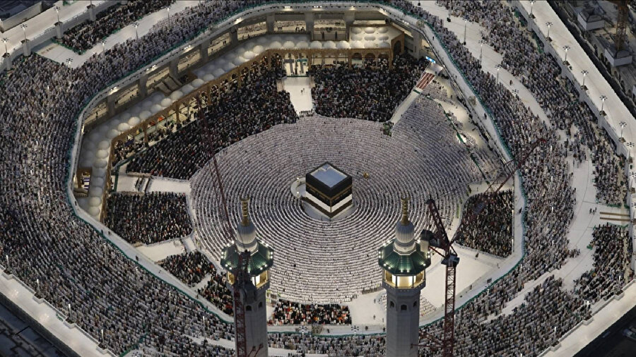 Kurasız hac vaadiyle aldatanlara karşı bakanlık harekete geçti