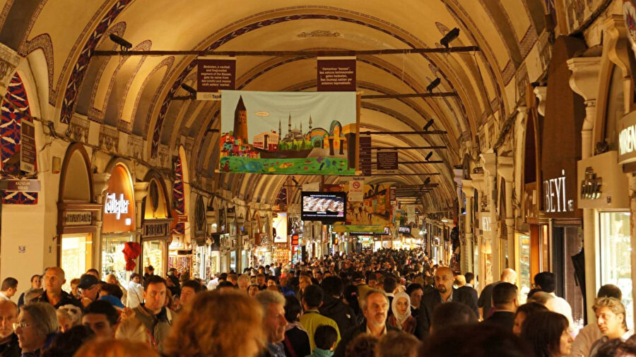 Kapalıçarşı'da dev operasyon