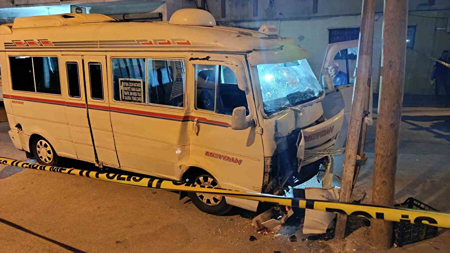 Adana'da dolmuşa silahlı pusu
