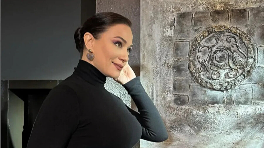 Özge Borak üniversiteli oldu