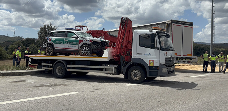 TEM gişelerinde tır kazası: 5 yaralı