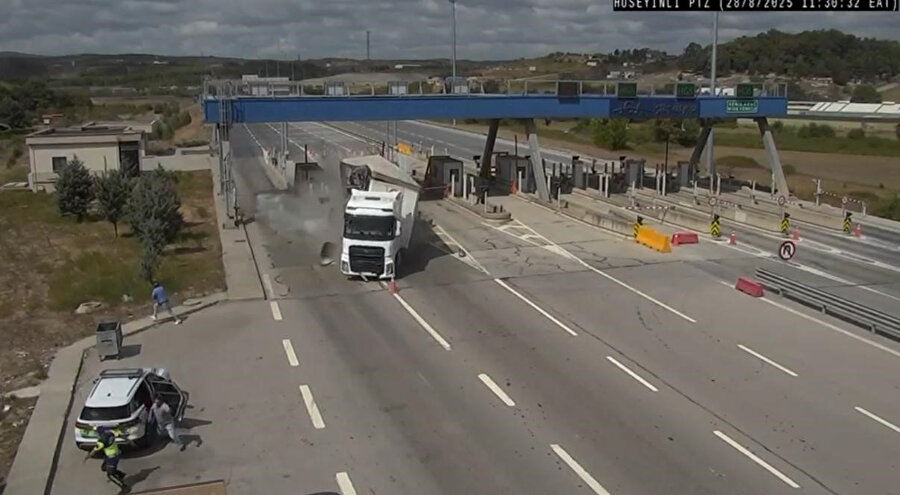 TEM gişelerinde tır kazası: 5 yaralı