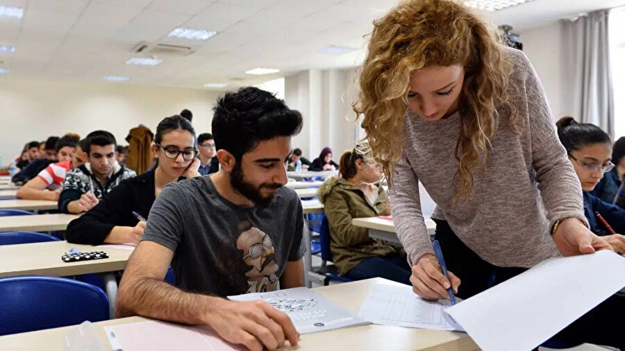 MEB ÖSYM 2025 sınav görevlisi ücretleri ne kadar? MEB ve ÖSYM gözetmen, salon başkanı, bina sorumlusu güncel ücretleri