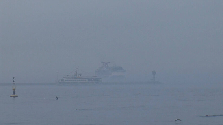 İstanbul Boğazı'nda sis