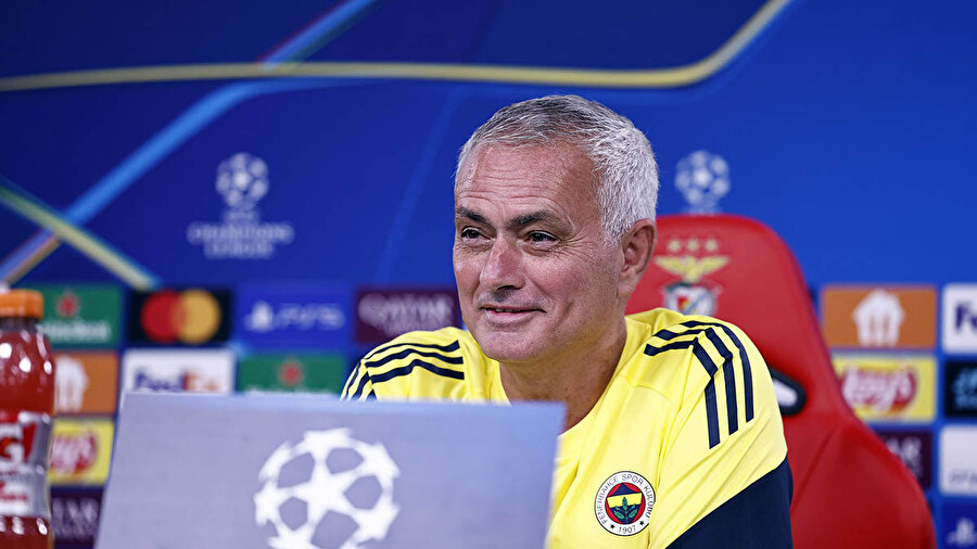 Fenerbahçe'den gönderilen Mourinho İstanbul'dan ayrıldı