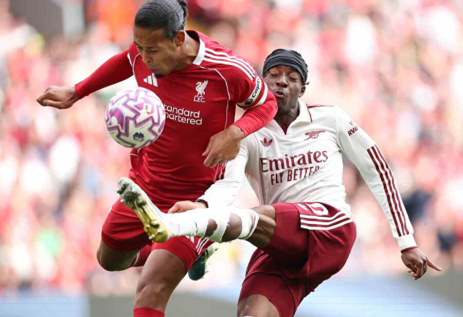Premier Lig'de Liverpool, Arsenal’i tek golle geçti