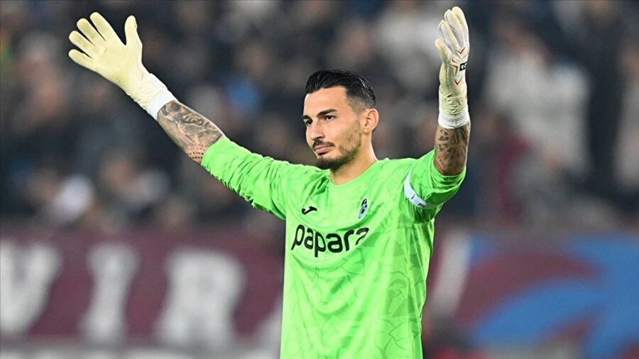 Galatasaray Uğurcan Çakır'ı KAP'a bildirdi