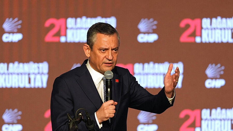 Özgür Özel: Kararı tanımıyoruz, Gürsel tekin'i partiden ihraç ettik