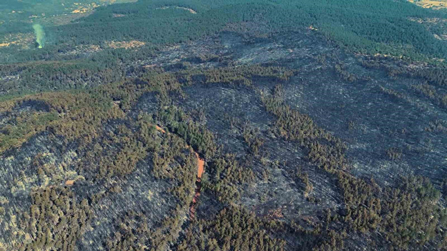 Karabük'te yanan yerler havadan görüntülendi