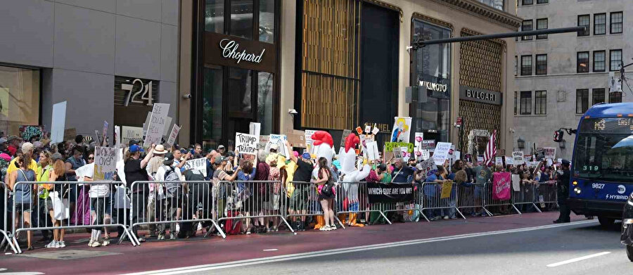 Trump karşıtı gösteriler