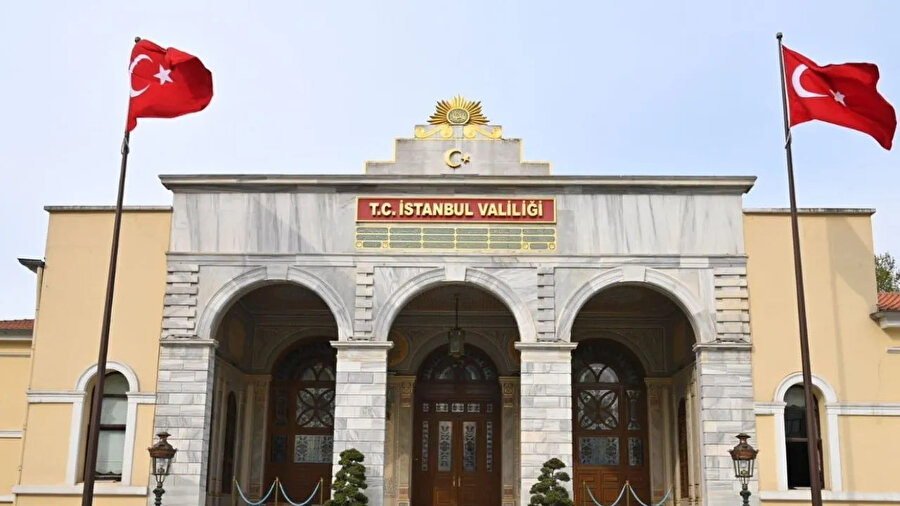 İstanbul Valiliği: 5 Eylül'de Cemil Topuzlu Açıkhava Tiyatrosu ve çevresindeki etkinlikler yasaklandı