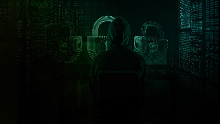 Dominos, Fenerbahçe, İş Bankası... Uygulamalardan 'No system is safe' mesajı gönderildi: Uygulamalar hacklendi mi? Kullancıların verileri güvende mi?