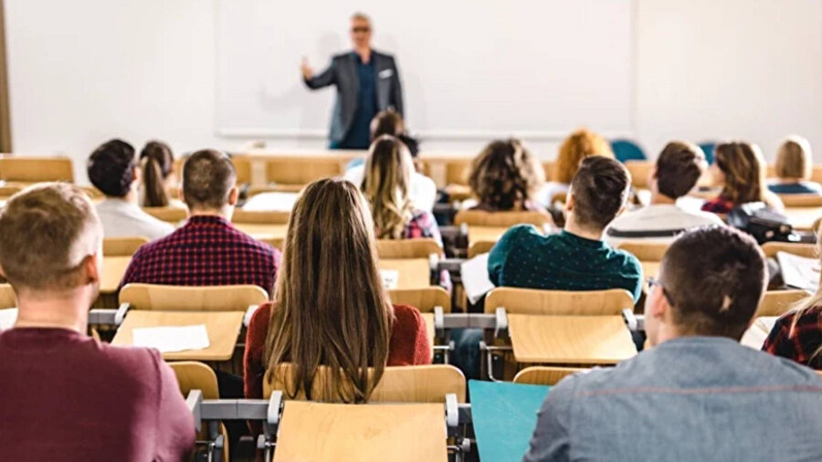 Üniversite kayıt süresi doluyor.