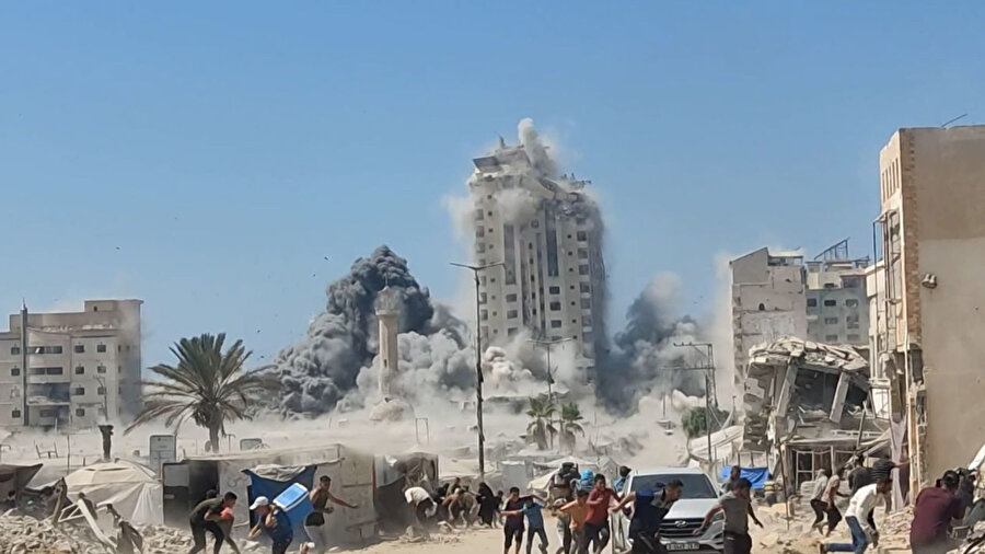 Filistin: İsrail, Gazze kentindeki binaları yıkarak Filistinlileri göçe ya da &quot;ölüm çemberine&quot; itiyor