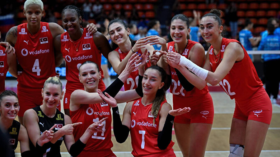 Filenin Sultanları, Kadınlar Dünya Voleybol Şampiyonası finalinde İtalya'ya 3-2 kaybetti