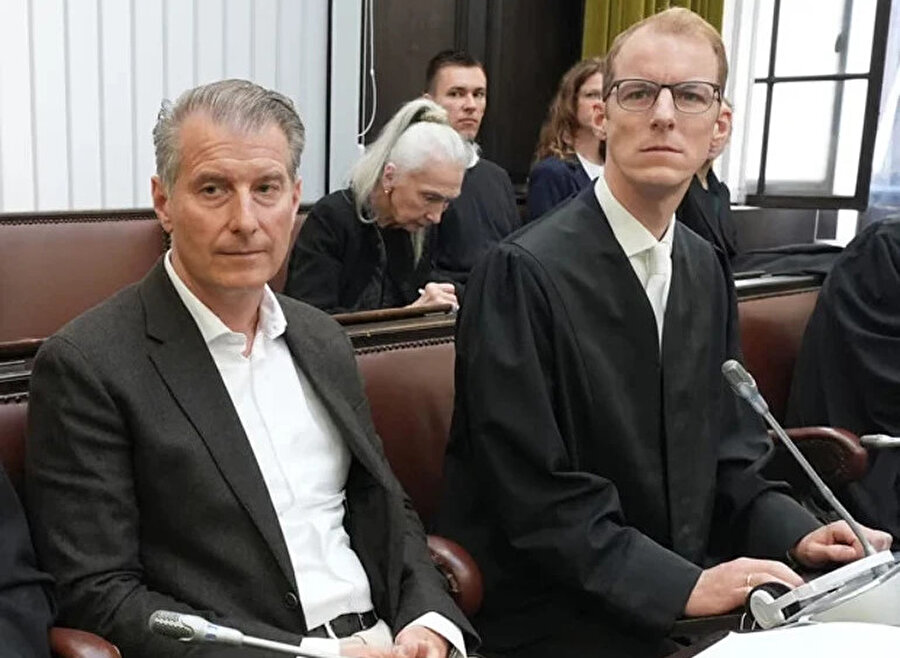 Çocukların babası Stephan Hensel (solda)