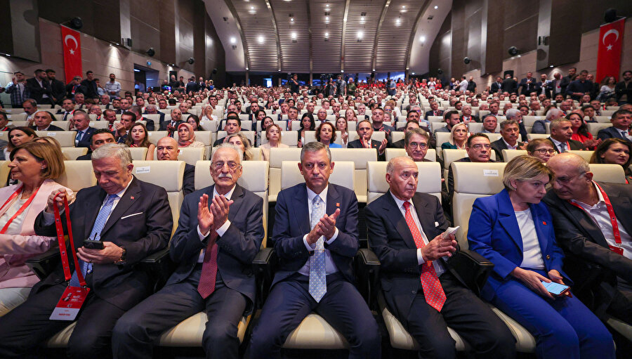 CHP'de Kılıçdaroğlu krizi