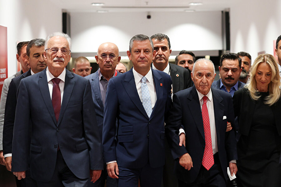 CHP'de Kılıçdaroğlu krizi