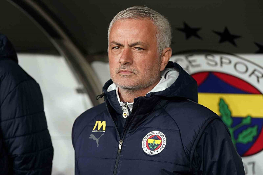 Mourinho için sürpriz iddia! İsmi o takımla anıldı...