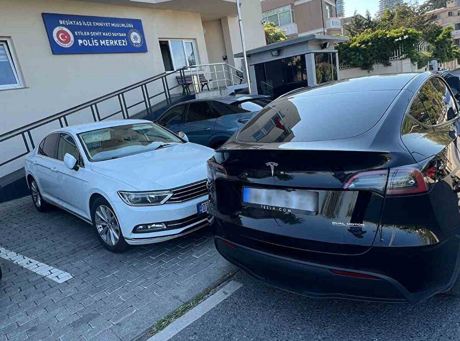 Şevval Şahin'in resmi araç skandalı