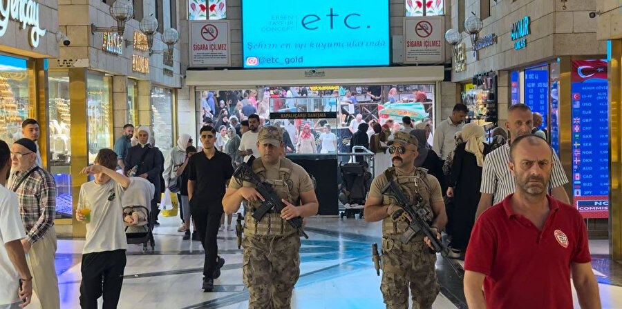 Bursa'nın tarihi çarşısında haraç iddiası: Polis Özel Harekat düğmeye bastı