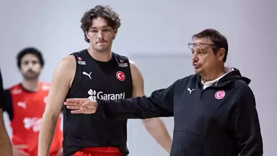Ergin Ataman ve Cedi Osman