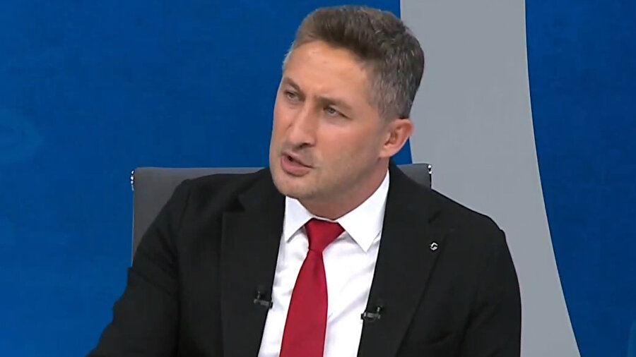 Sabri Sarıoğlu: Bugün Fenerbahçe adına tek sevindirici olan şey 3 puandı