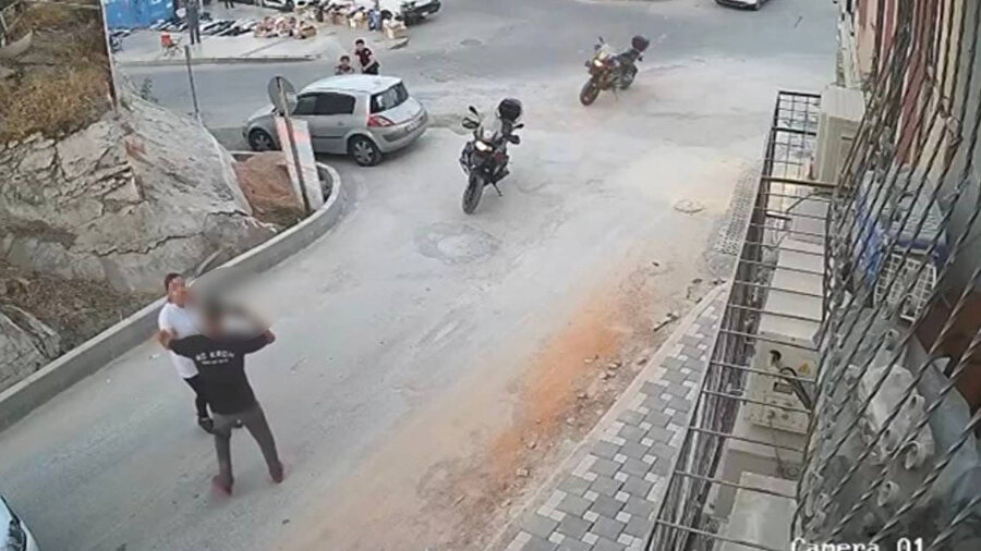 İzmir'de eşini rehin aldı: Polis etkisiz hale getirdi