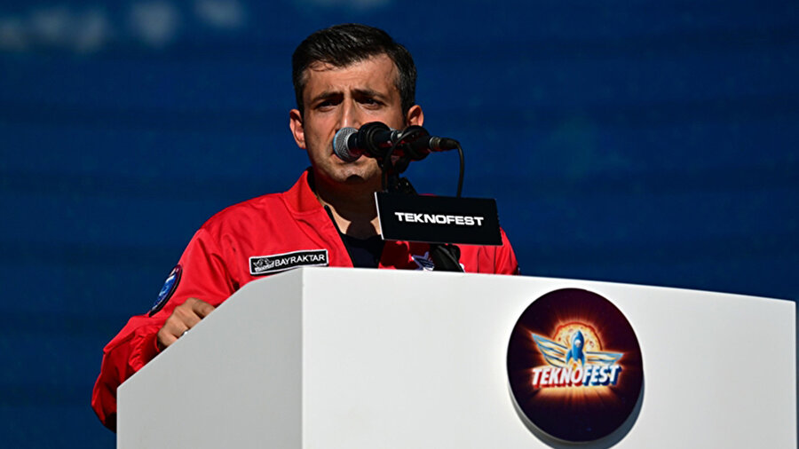 Selçuk Bayraktar, canlı yayında yeni sosyal medya hesabını duyurdu: Bir buçuk yıldır çalışıyor