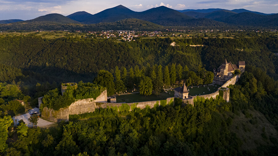 Ostrozac: Bosna-Hersek’in anıtsal kasabası ve tarihî kalesi