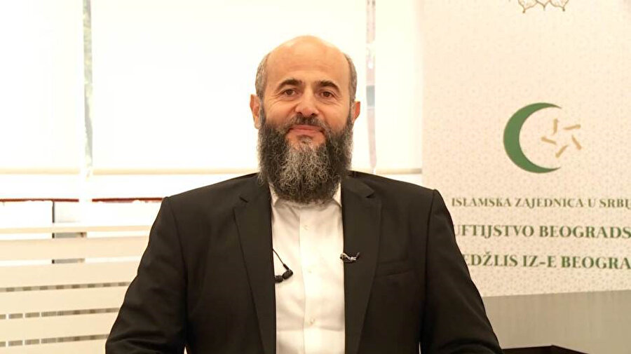 Zukorliç, Arapça öğrenmek için geldiği Cezayir’den İslâm Hukuku alanında ihtisas sahibi olarak ayrıldı.