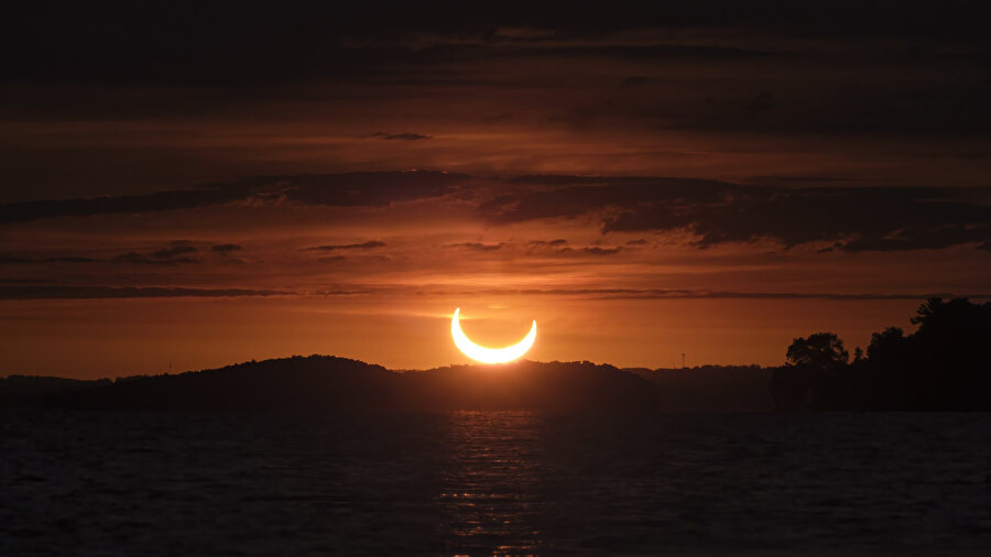 2025 YILININ SON GÜNEŞ TUTULMASIGüneş tutulması ne zaman, saat kaçta başlayacak? | Eylül 2025 Güneş tutulması