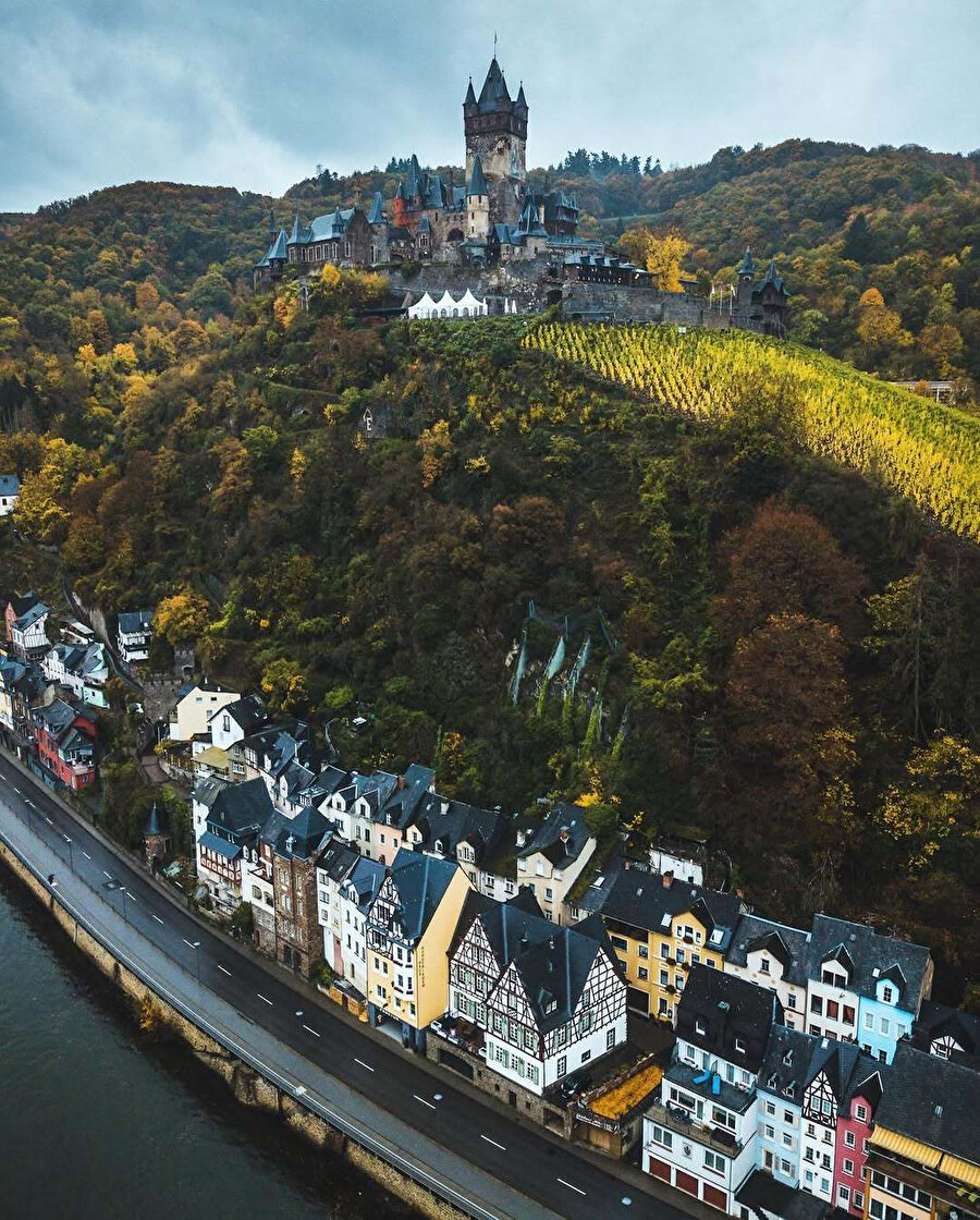 Mosel Nehri’nin kalbindeki masal kasabası: Cochem 📍