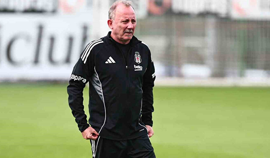 Beşiktaş'a yıldız oyuncudan müjde! 