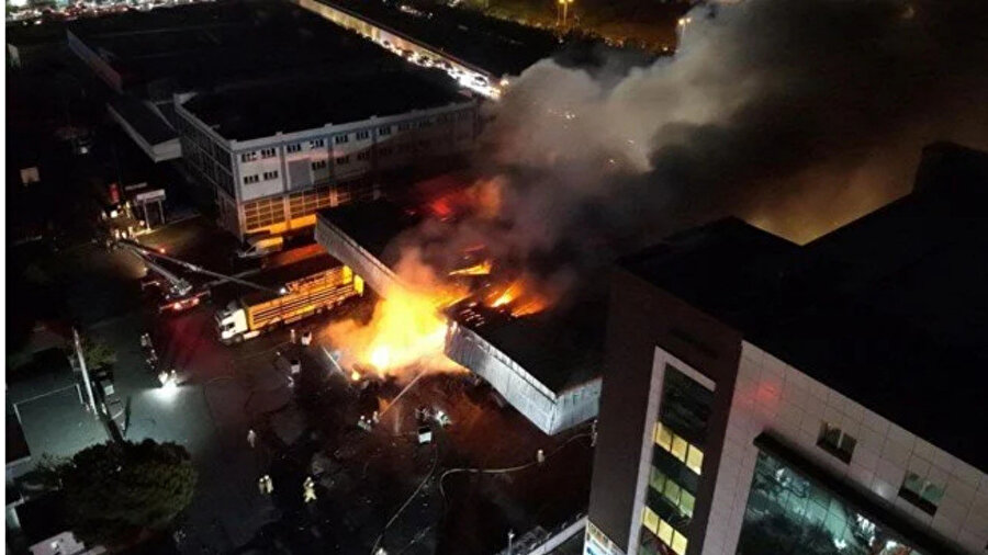 İkitelli Sanayii'nde yangın