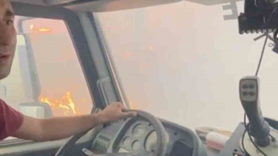 Çanakkale'de yangının ortasında kaldılar: O anlar kamera tarafından kaydedildi