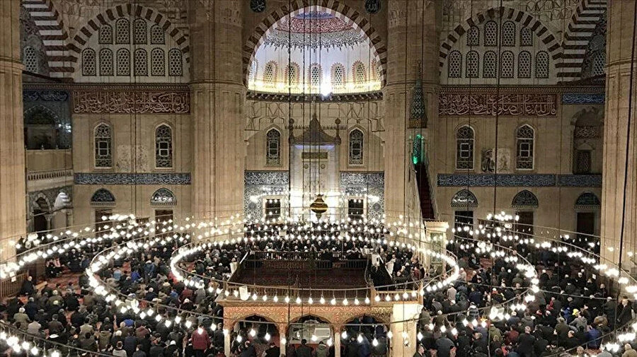 Üç aylar ne zaman başlıyor? Recep, Şaban, Ramazan aylarını kapsayan üç ayların başlangıç tarihi