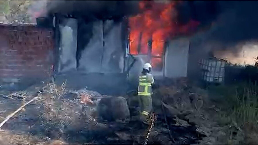 Güneş panelinde korkutan yangın: Bir anda alev aldı