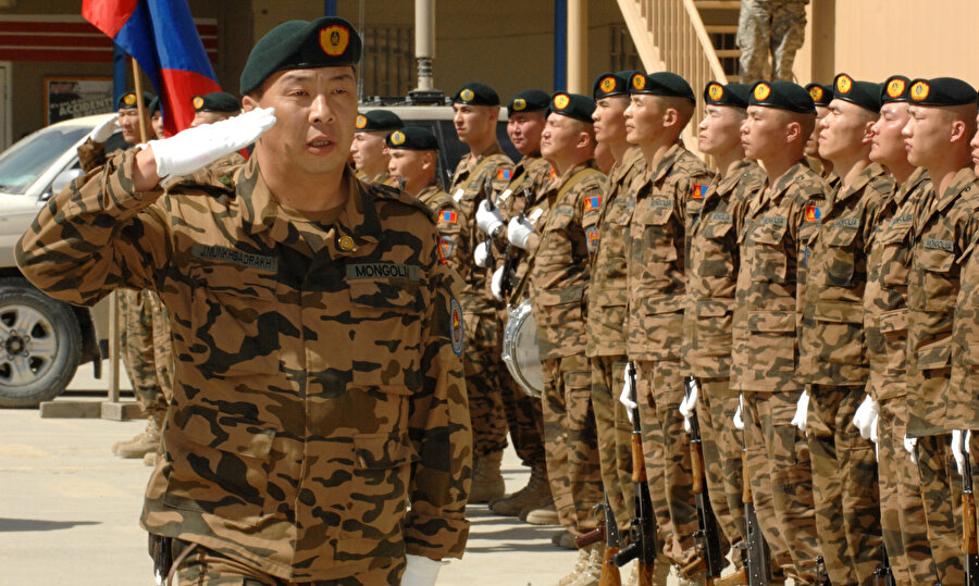 Rusya ve Çin'in artan nüfuzunu azaltmak istiyor.